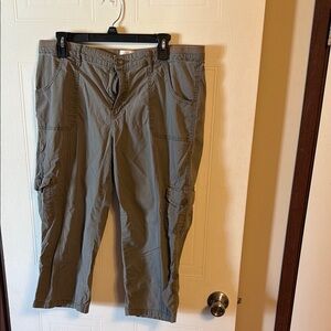 Women’s Capris